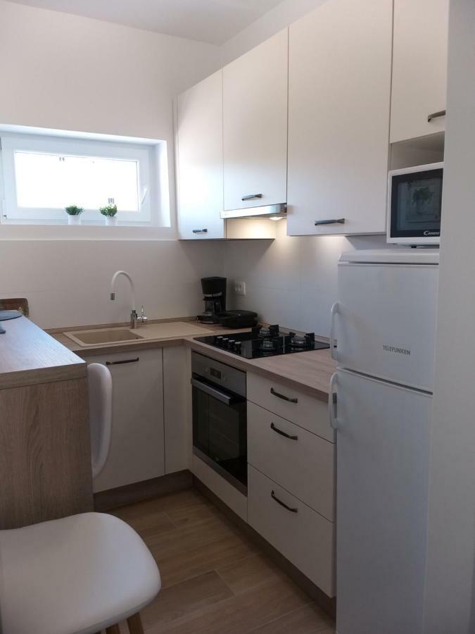 Apartman Luka Pula Exterior foto