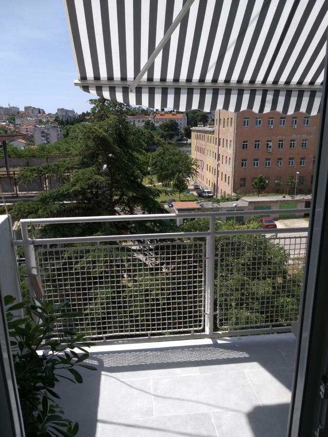 Apartman Luka Pula Exterior foto